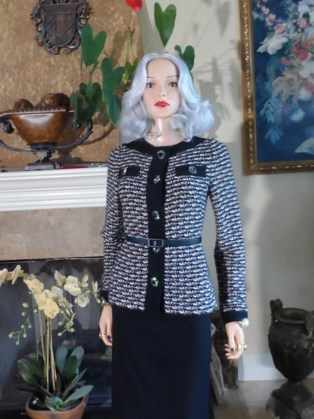 St. John Collection Bouclé Knit Skirt Suit Black Pink White Size 4 - Picture 5 of 16